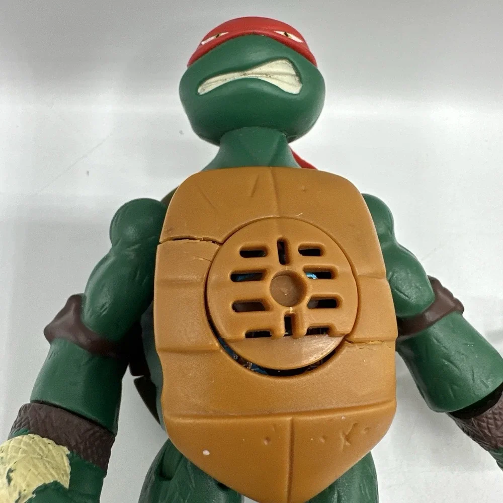 Teenage Mutant Ninja Turtle Lot Of Two 9 in and‎ 6 in Figures Toys